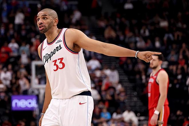 快船险胜灰熊 巴图姆低迷成关键转折