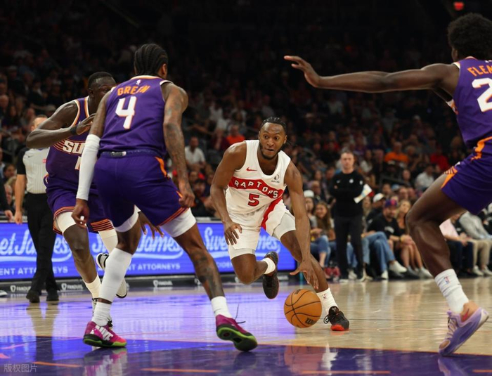 太阳终结五连败六人得分上双迎曙光