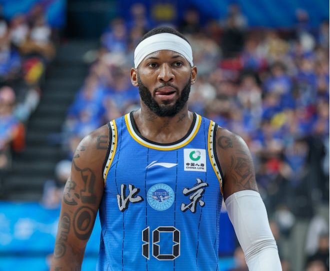 北京双杀同曦逆转取胜锁定季后赛席位